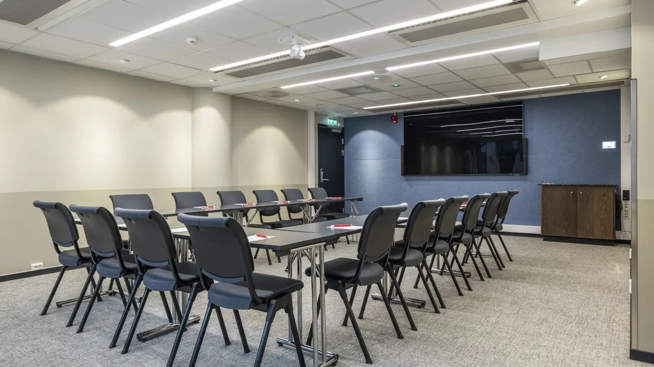 Konferanserom med plass til mange