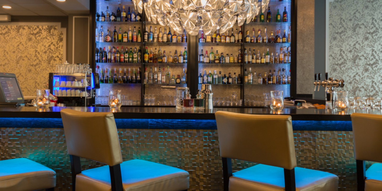 Baren på 91-restaurant på Thon Hotel Bristol Stephanie i Brussel