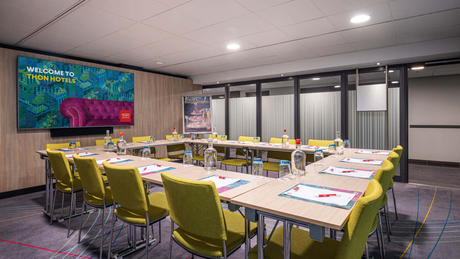 Møterom med plass til 28 personer