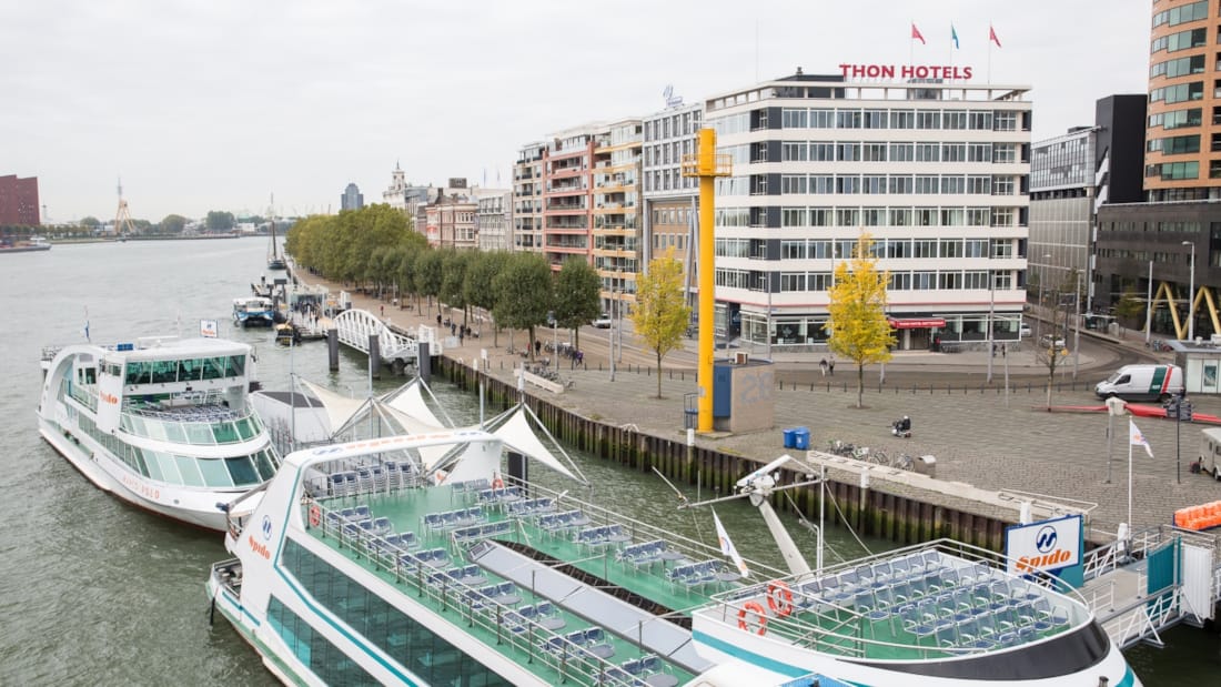 Spido Cruise foran Thon Hotel Rotterdam