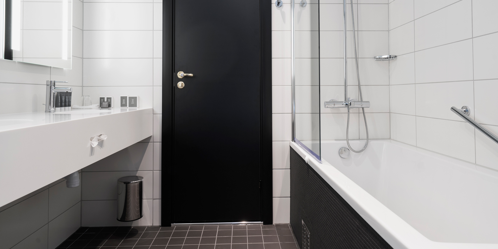 Suite med badekar  p&#xE5; Thon Hotel Bergen Airport ved Bergen Lufthavn, Flesland.