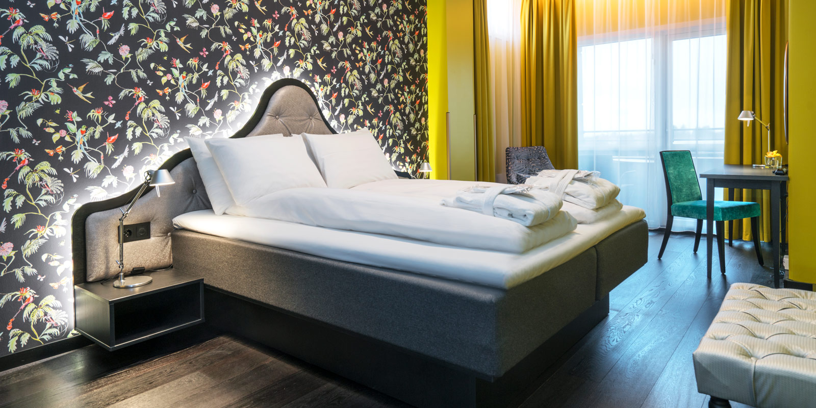 Suite med dobbeltseng p&#xE5; Thon Hotel Bergen Airport ved Bergen Lufthavn, Flesland.