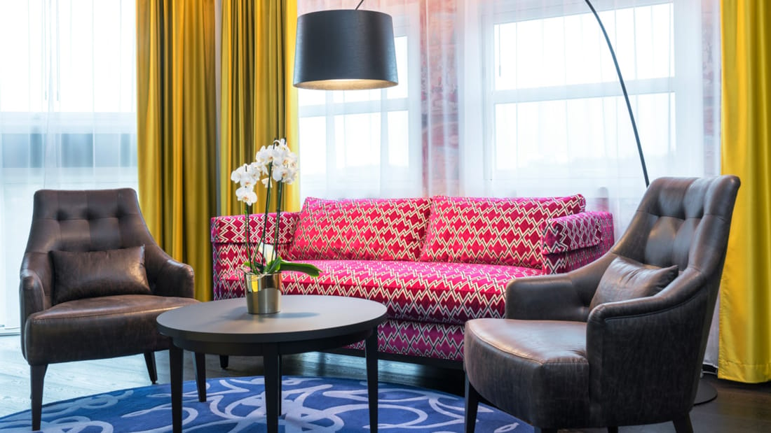 Sofa på suite Thon Hotel Bergen Airport