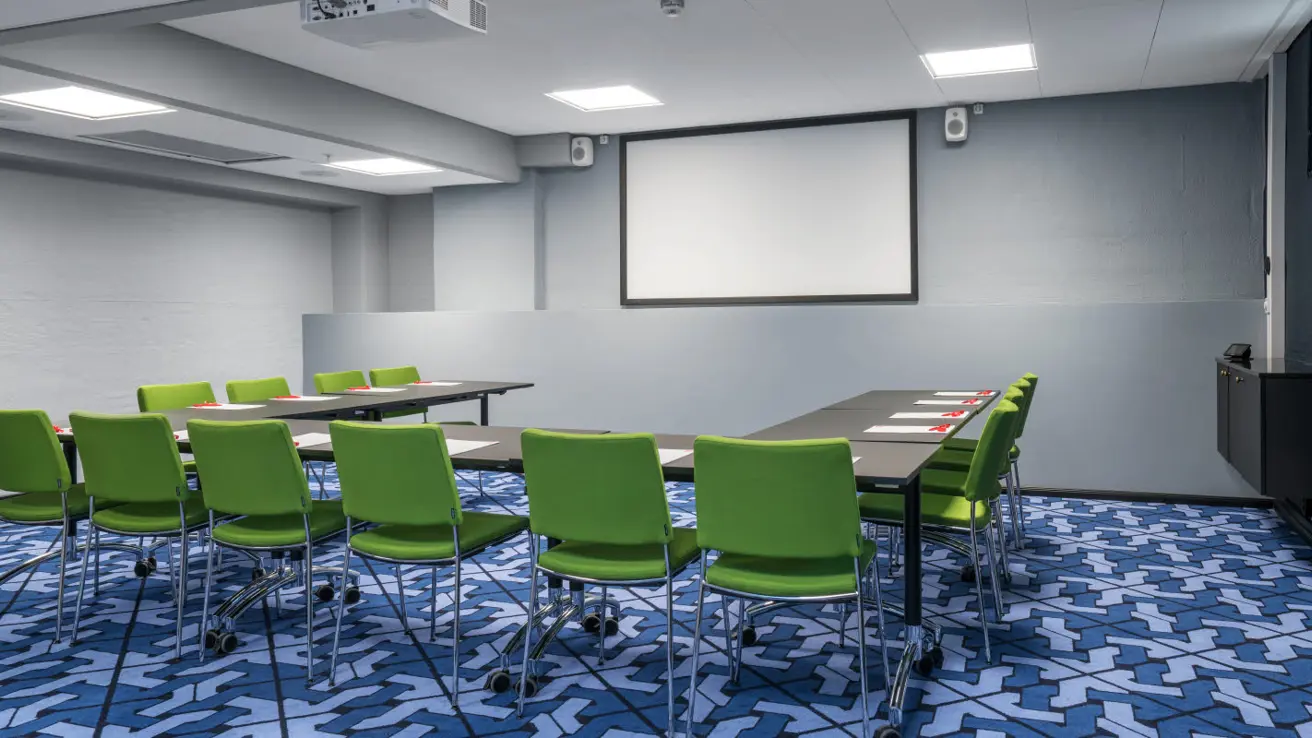 Møterom Håkonshallen med U-bord oppsett