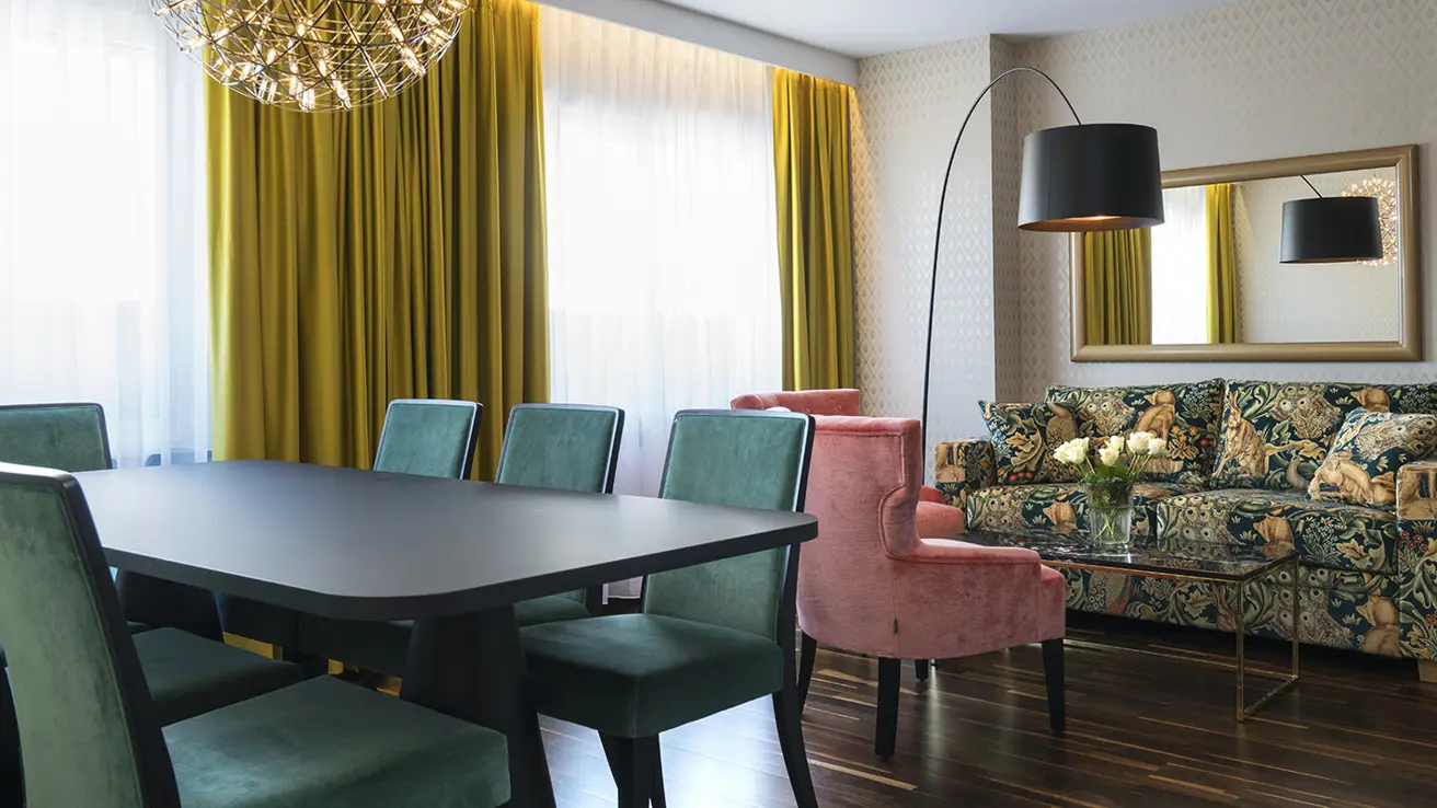 Suite med møteromsfasiliteter