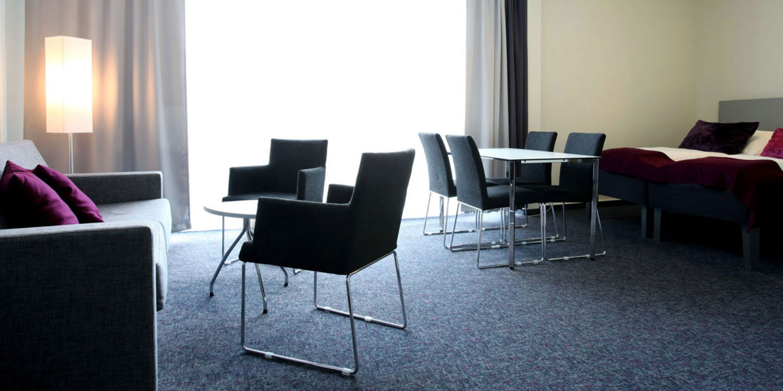 Seng i businessrom på Thon Hotel Torghatten