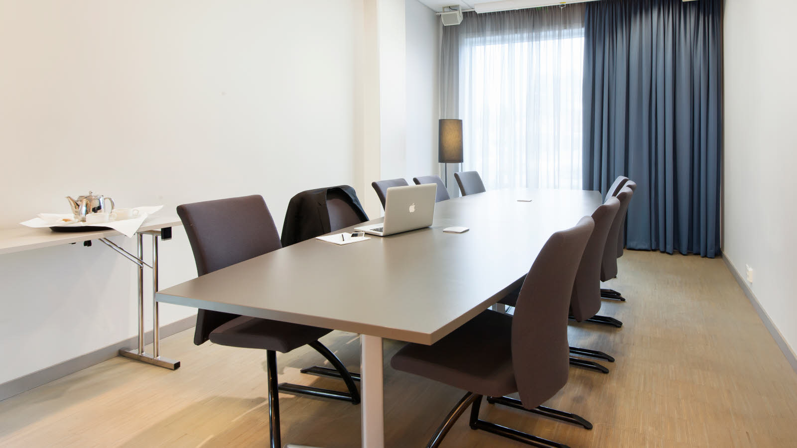 Møterom med styre-bord soppsett på Elgstua Hotell
