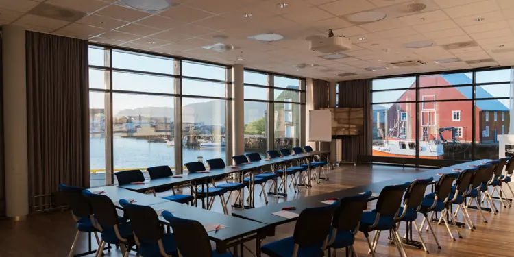 Thon Hotel Fosnavåg