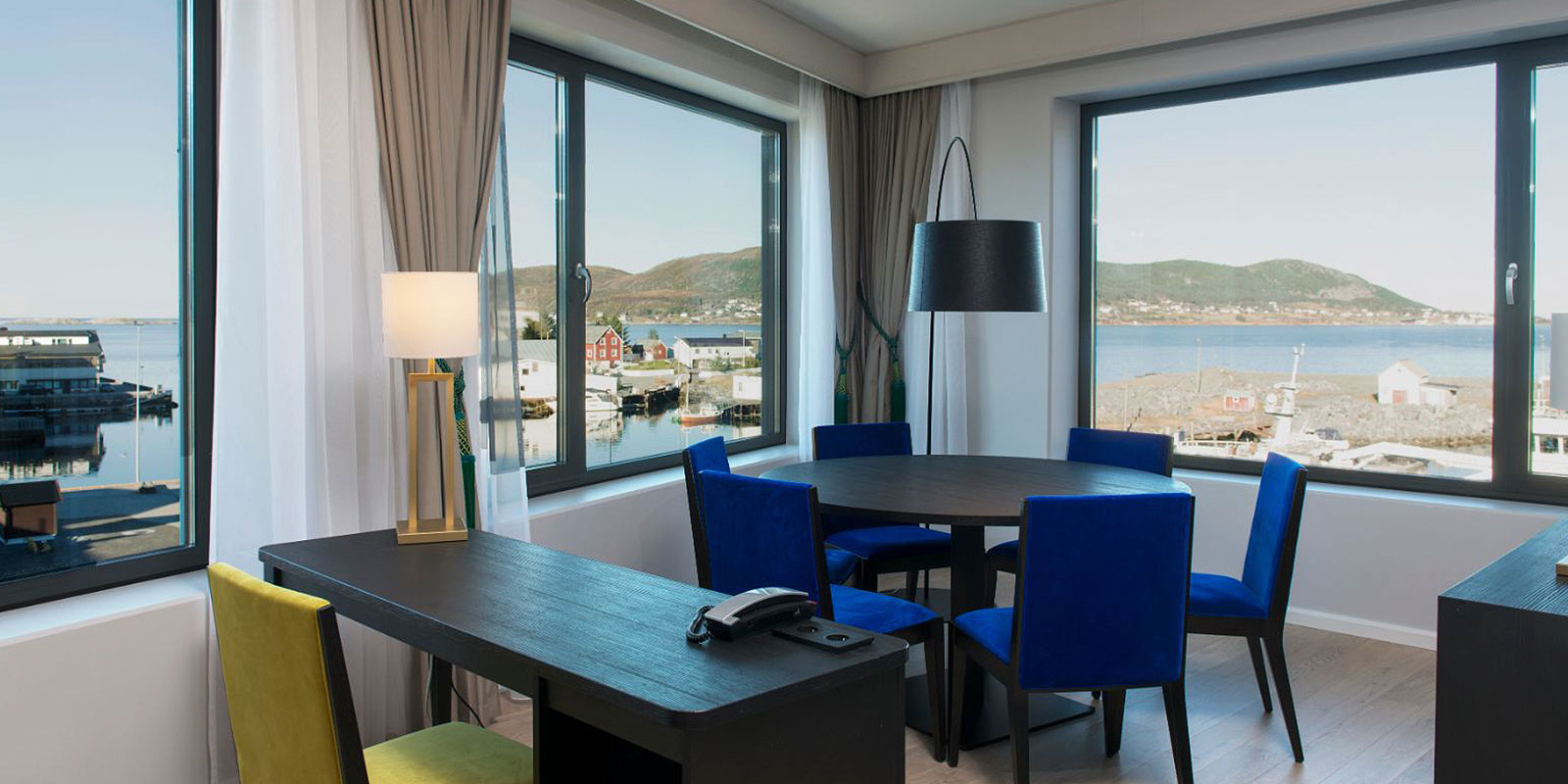 suite seng med morgenkåpe