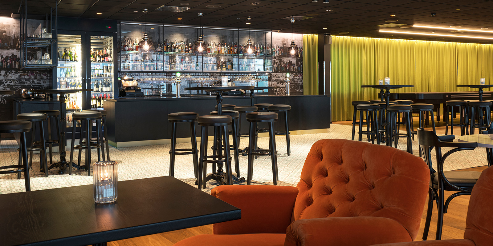 Thon Hotel Oslo Airport Bar Bassit