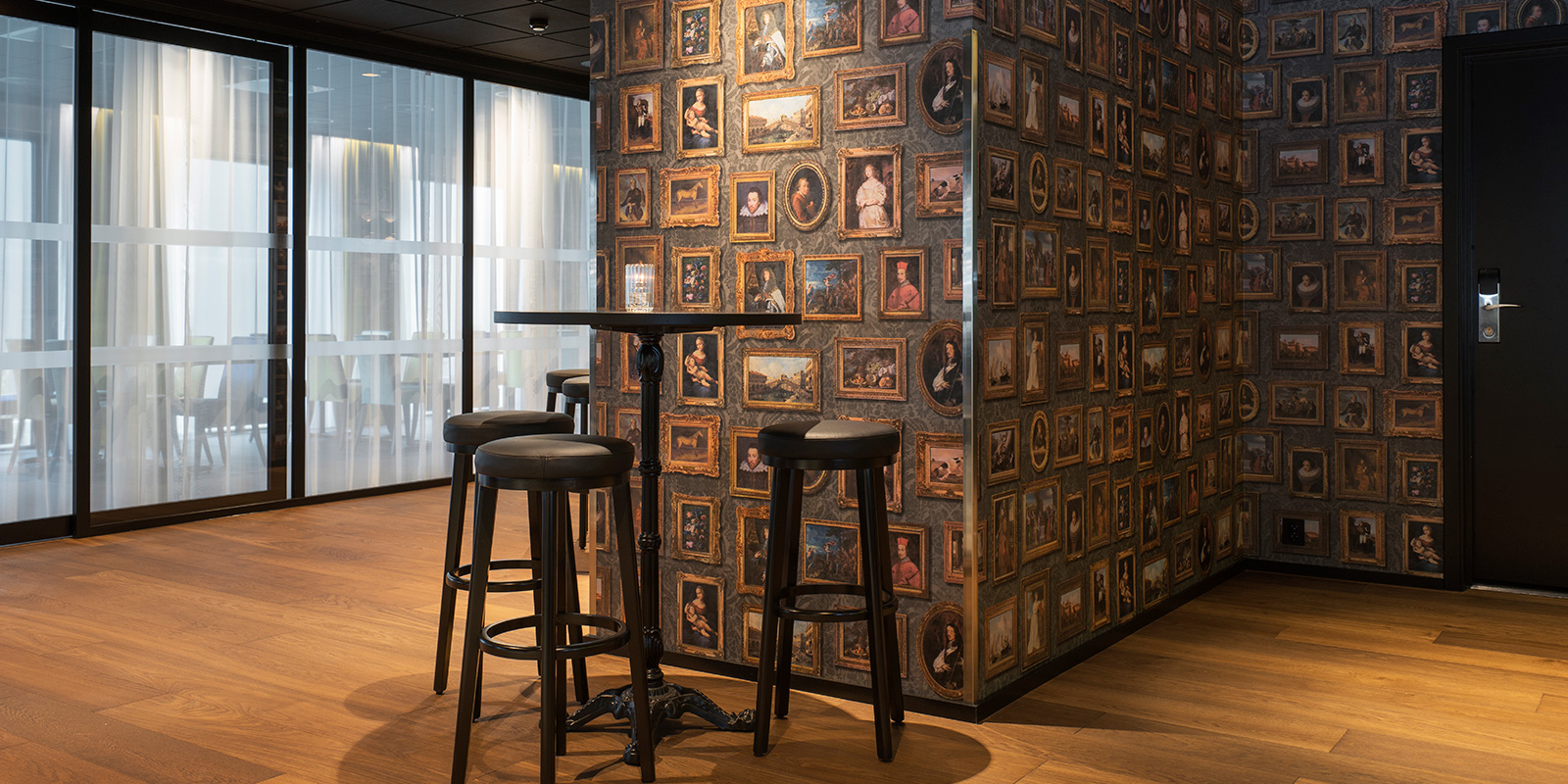 Thon Hotel Oslo Airport Bar Bassit