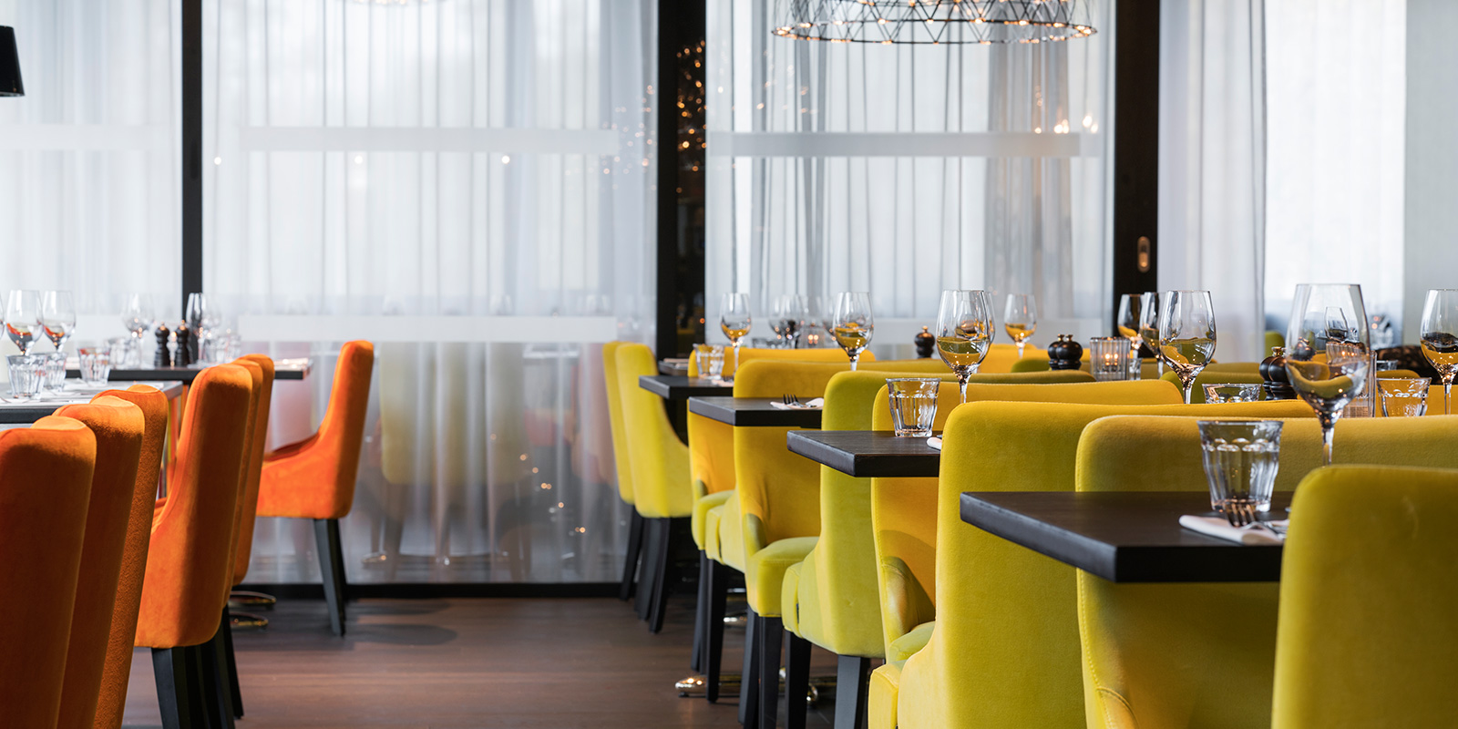 Thon Hotel Oslo Airport Brasserie Bassit