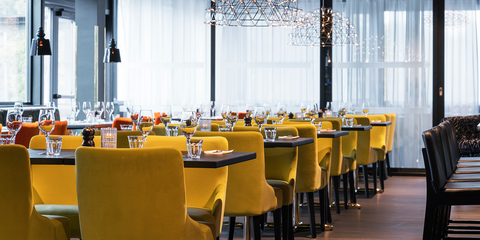 Thon Hotel Oslo Airport Brasserie Bassit