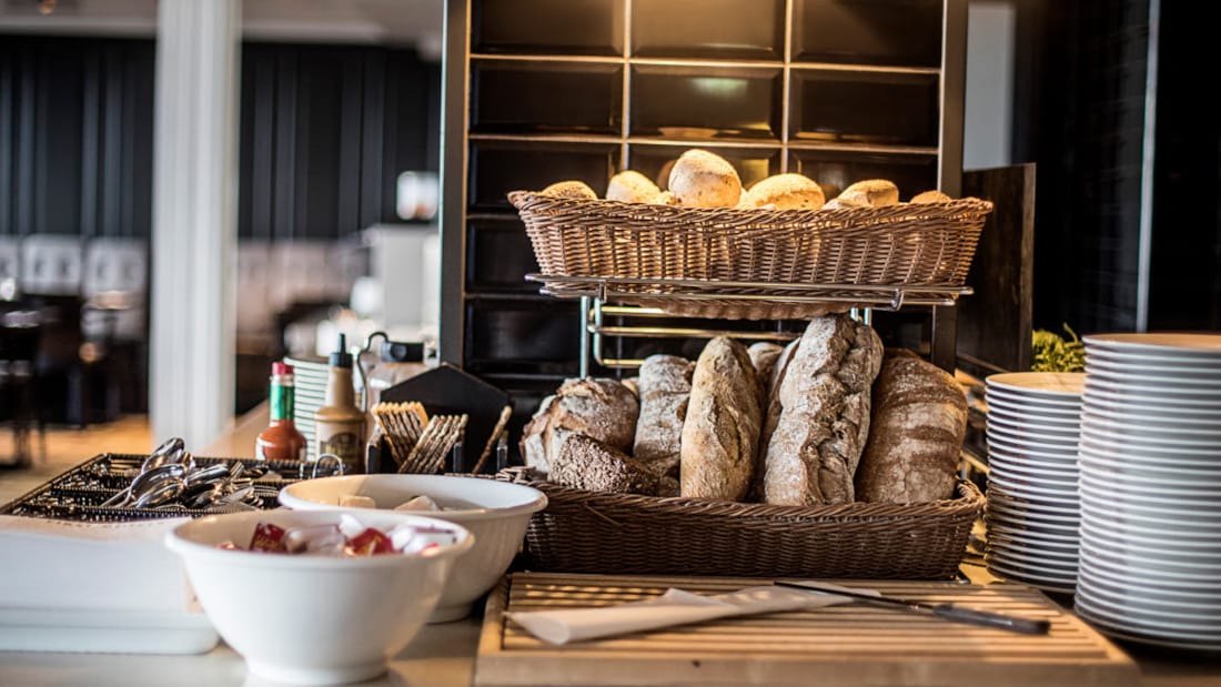 Ferske brød- og bakevarer på frokosten til Victoria Hotel Hamar