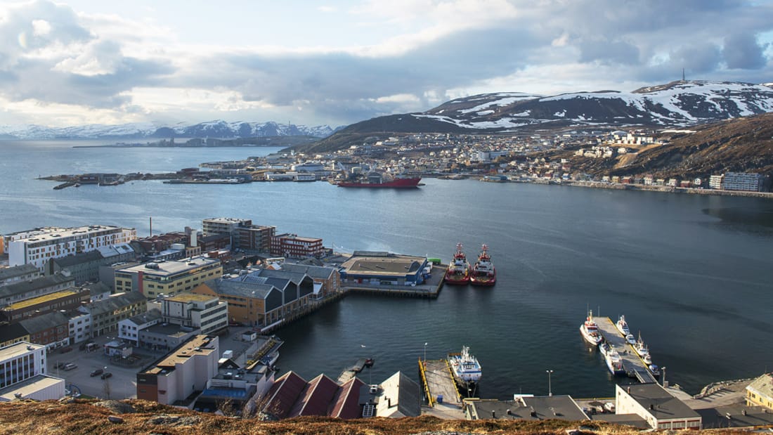 Utsikt over havnen i Hammerfest
