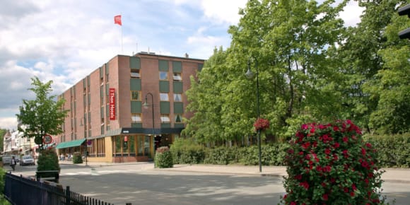 Fasaden på Hotel Backlund