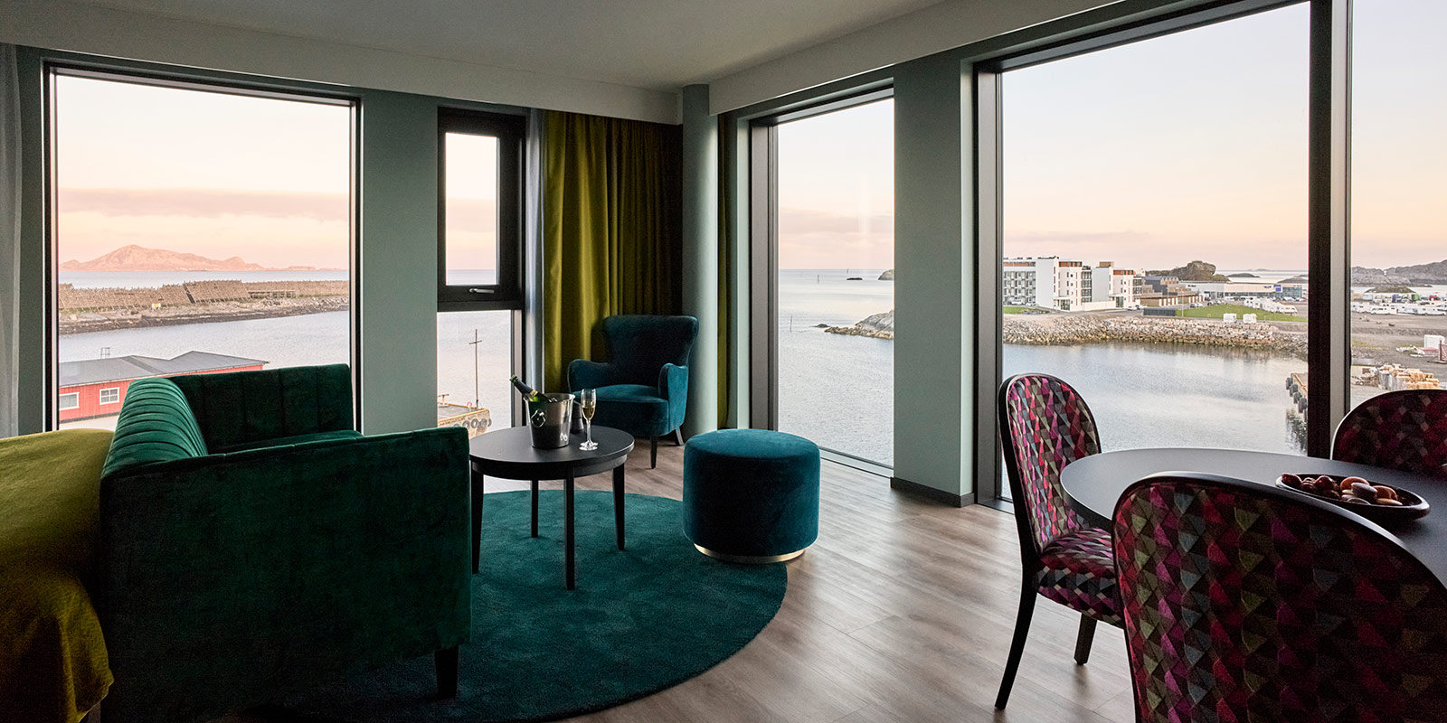 sofagruppe p&#xE5; suite p&#xE5; thon hotel svolv&#xE6;r