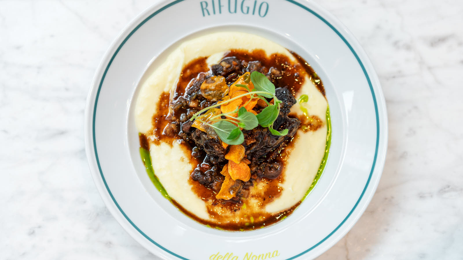 Nærbilde av matrett på restauranten Rifugio della Nonna på Thon Hotel Snø.