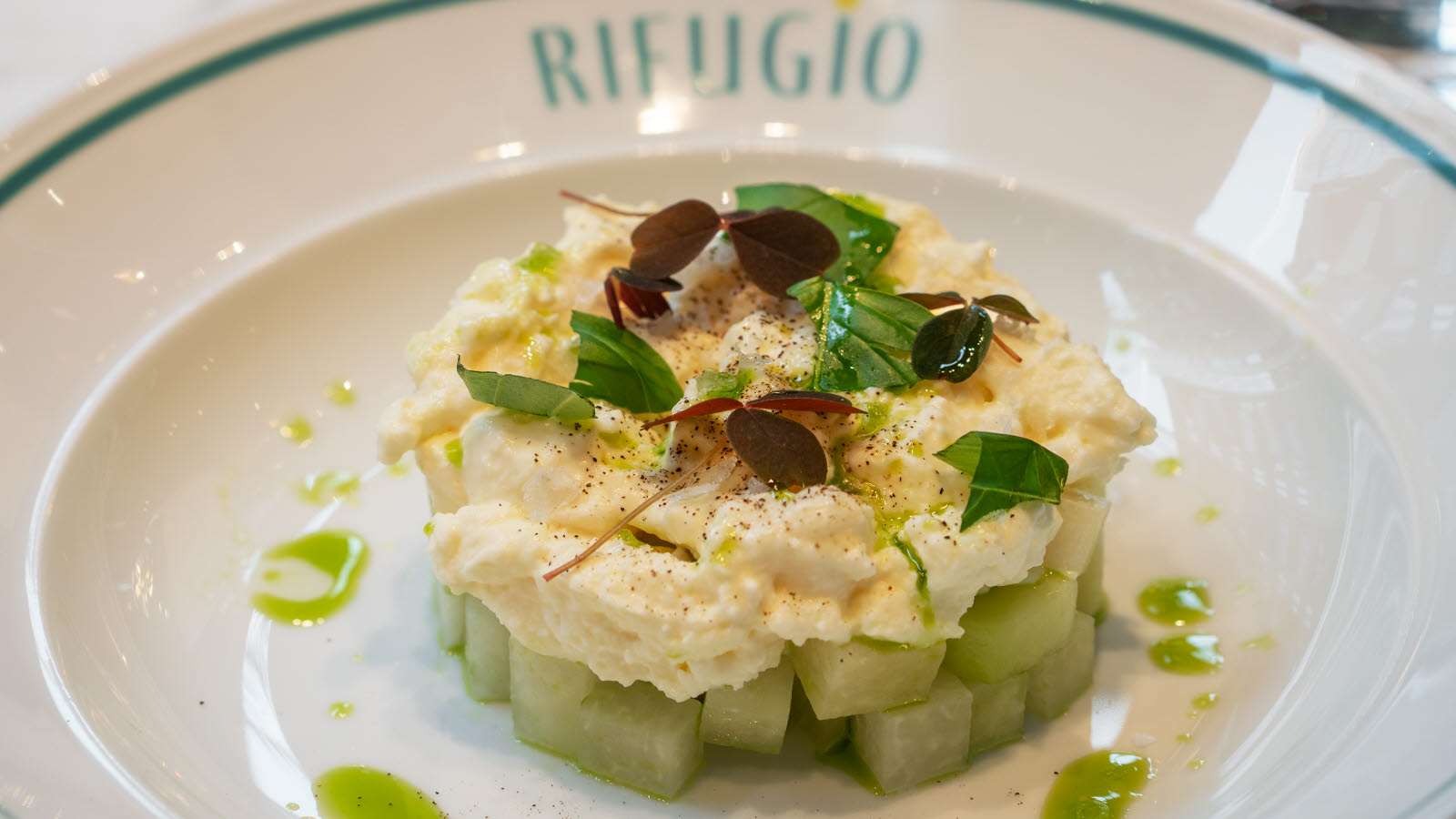 Nærbilde av matrett fra restauranten Rifugio della Nonna på Thon Hotel Snø. 