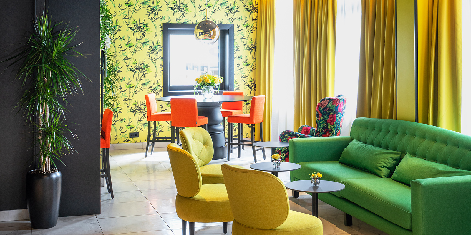 Lobby med sittegruppe på thon hotel moldefjord