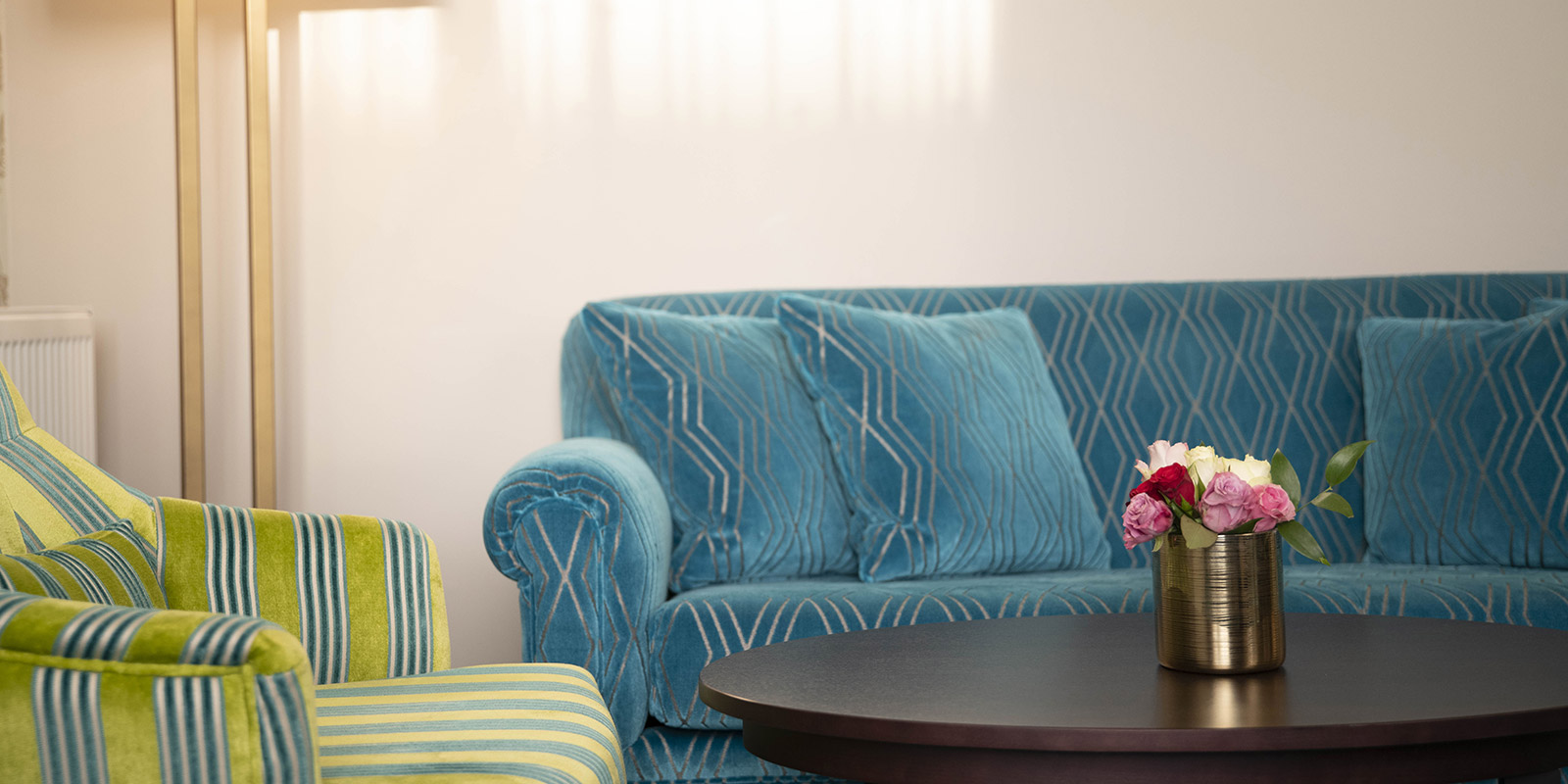 Business room sofagruppe og tv