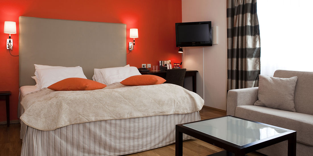 Seng i familierom på Thon Hotel Linne i Oslo