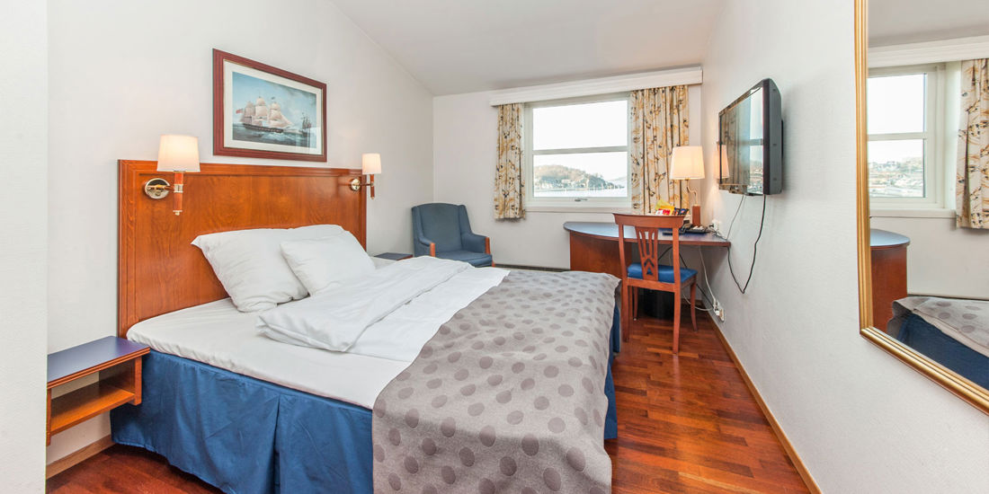 Seng i queenrom på Thon Hotel Sandnes