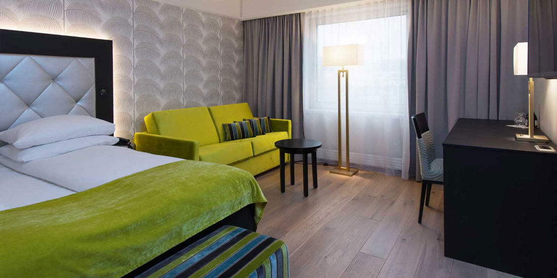 Seng i familierom på Thon Hotel Oslodfjord i Sandvika
