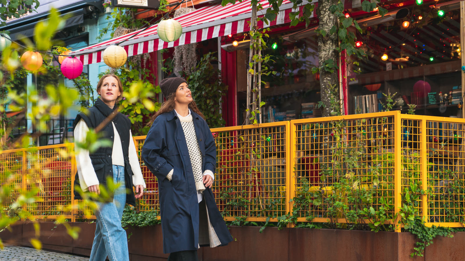 Kveldsbilde av brygge i Stavanger sentrum som er vel verdt &#xE5; f&#xE5; med seg n&#xE5;r du bor p&#xE5; et av v&#xE5;re hotell i Stavanger.