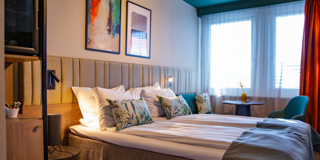 Seng i queenrom på Thon Hotel Prinsen i Trondhiem