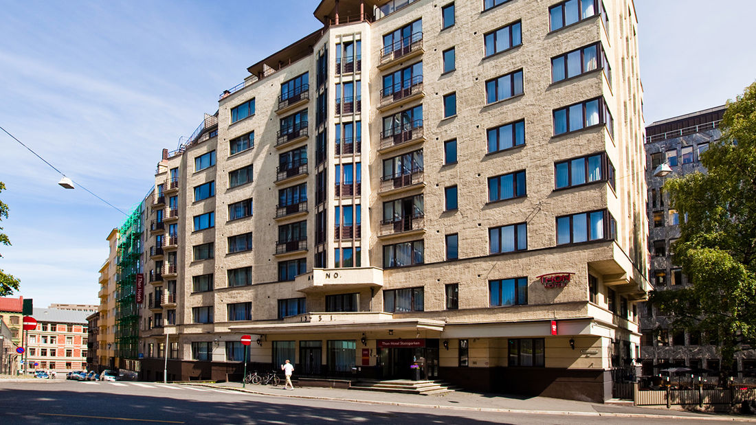 Fasaden på Thon Hotel Slottsparken Apartments