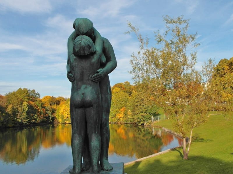 Skulpturer og vann i Vigelandsparken