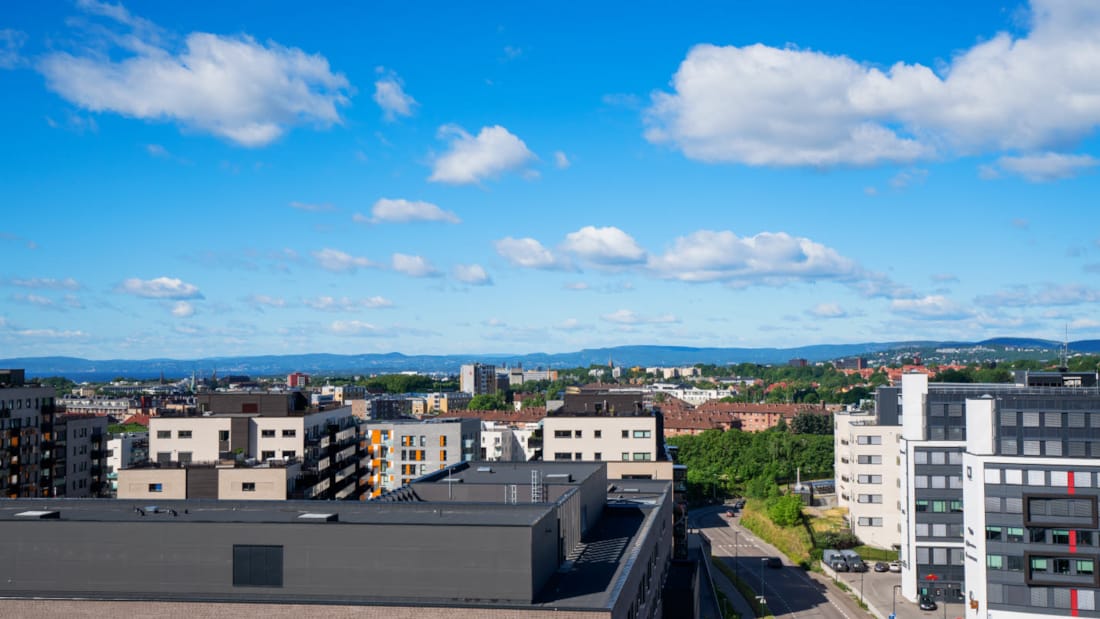 Utsikt over Oslo fra taket på Thon Hotel Storo