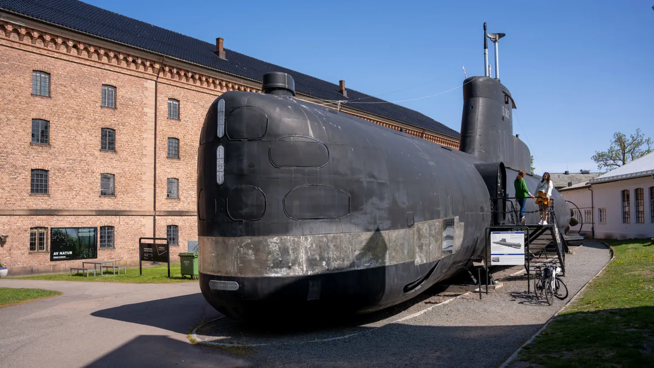 Ub&aring;ten Utstein ligger utenfor Marinemuseet p&aring; Karljohansvern i Horten.