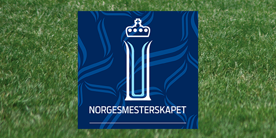 Logoen til cupen på en gressmatte