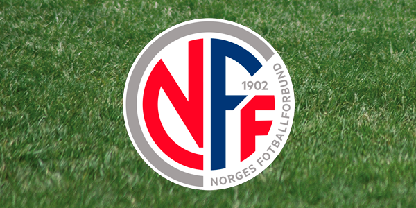 Gressmatte med logoen til Norges Fotballforbund